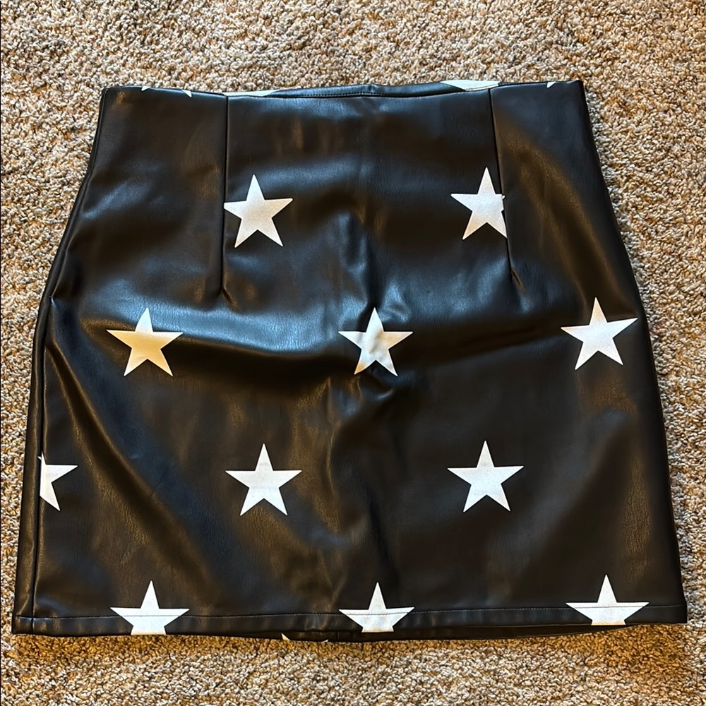 Black Star Patterned Skirt